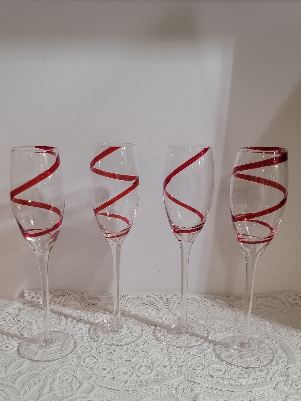 Pier 1 Swirline Champagne Flutes Set Of 4 Handblown